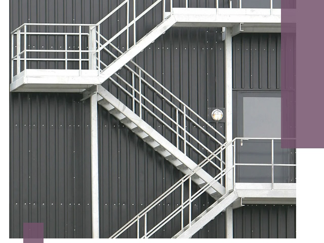 Изготовление и монтаж пожарных лестниц в Мегионе быстро и надежно