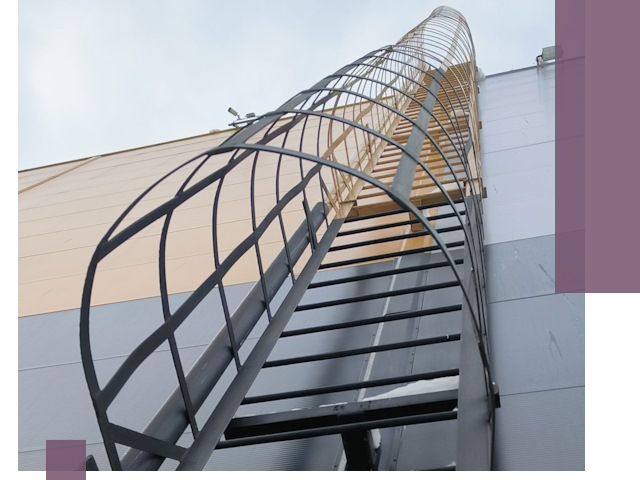 Изготовление и монтаж пожарных лестниц в Мегионе профессионально