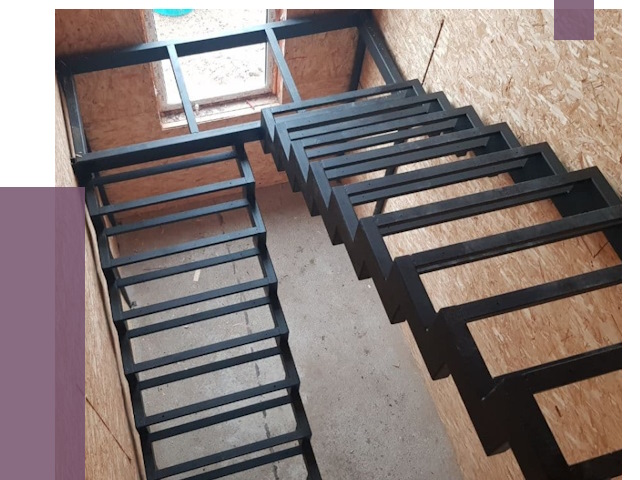 Демонтаж лестниц на металлокаркасе в Мегионе от 7506 руб. за м²