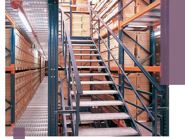 Лестницы складские прочные и безопасные под ключ в Мегионе