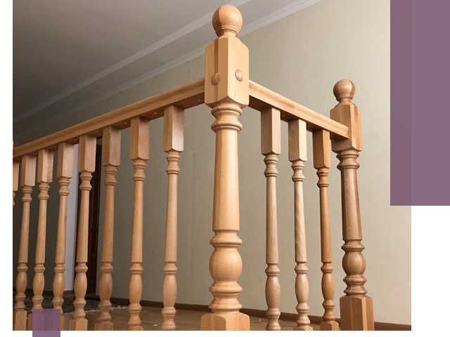 Деревянные перила на заказ в Мегионе: монтаж и изготовление