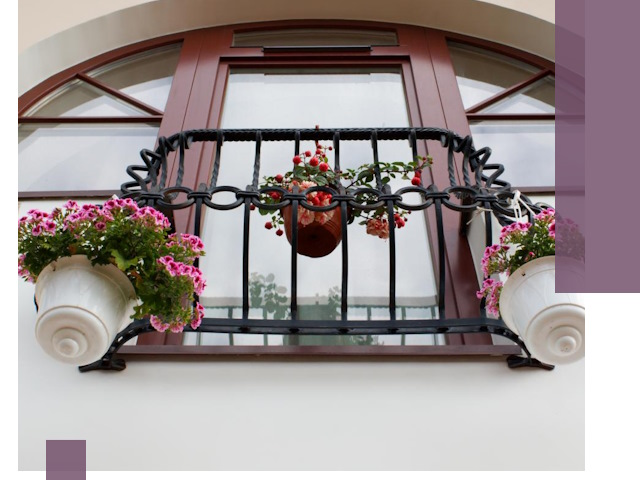 Изготовление и монтаж французских балконов в Мегионе