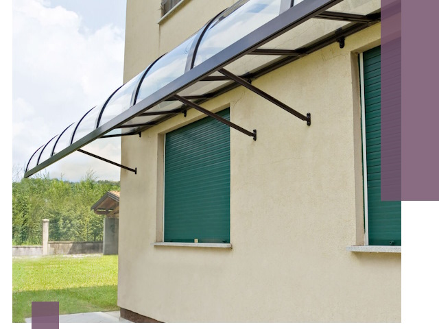 Козырьки над окнами в Мегионе — изготовление и монтаж по выгоде