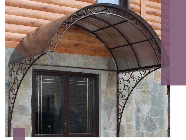 Арочные козырьки под ключ в Мегионе: изготовление и монтаж