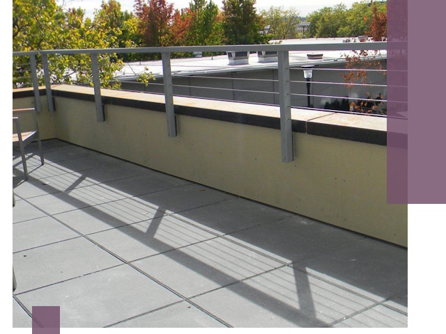 Металлические парапеты под ключ в Мегионе: монтаж и изготовление