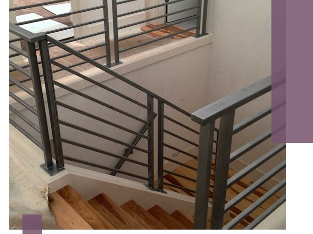 Изготовление поручней из металла и дерева в Мегионе