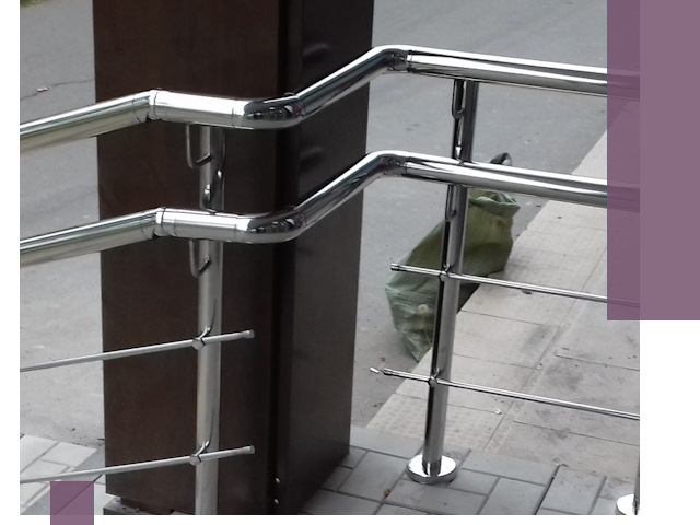 Монтаж поручней из нержавеющей стали в Мегионе качественно и быстро